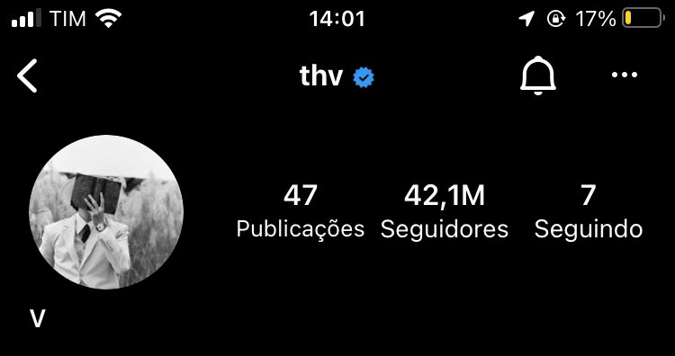 BTS_AO1's tweet photo. A conta do Taehyung ultrapassou 42 milhões de seguidores no Instagram, tornando-o a pessoa mais rápida da HISTÓRIA da plataforma a alcançar essa marca.

@BTS_twt #BTS  #TAEHYUNG https://t.co/JxlqexH3QG