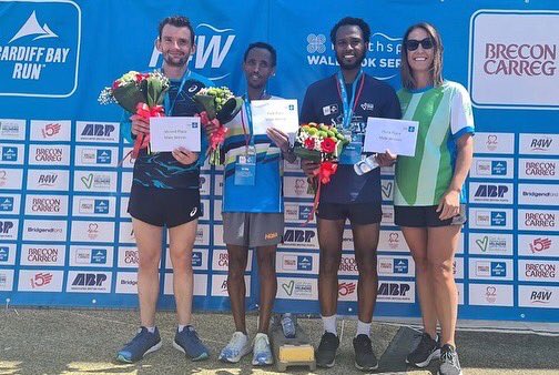 Dewi Griffiths (@dewigriff_209) on Twitter photo Rolled the 🎲 , s#$t or bust to see where I’m at. Finished in 29:28 for 2nd place today. Slowly chipping away. Always fun running around the streets of Cardiff. Another great event @CardiffBayRun team.
📸 Paul Stillman <a href="/AlexDonald1980/">Alex Donald</a> Rolled the 🎲 , s#$t or bust to see where I’m at. Finished in 29:28 for 2nd place today. Slowly chipping away. Always fun running around the streets of Cardiff. Another great event @CardiffBayRun team.
📸 Paul Stillman <a href="/AlexDonald1980/">Alex Donald</a>