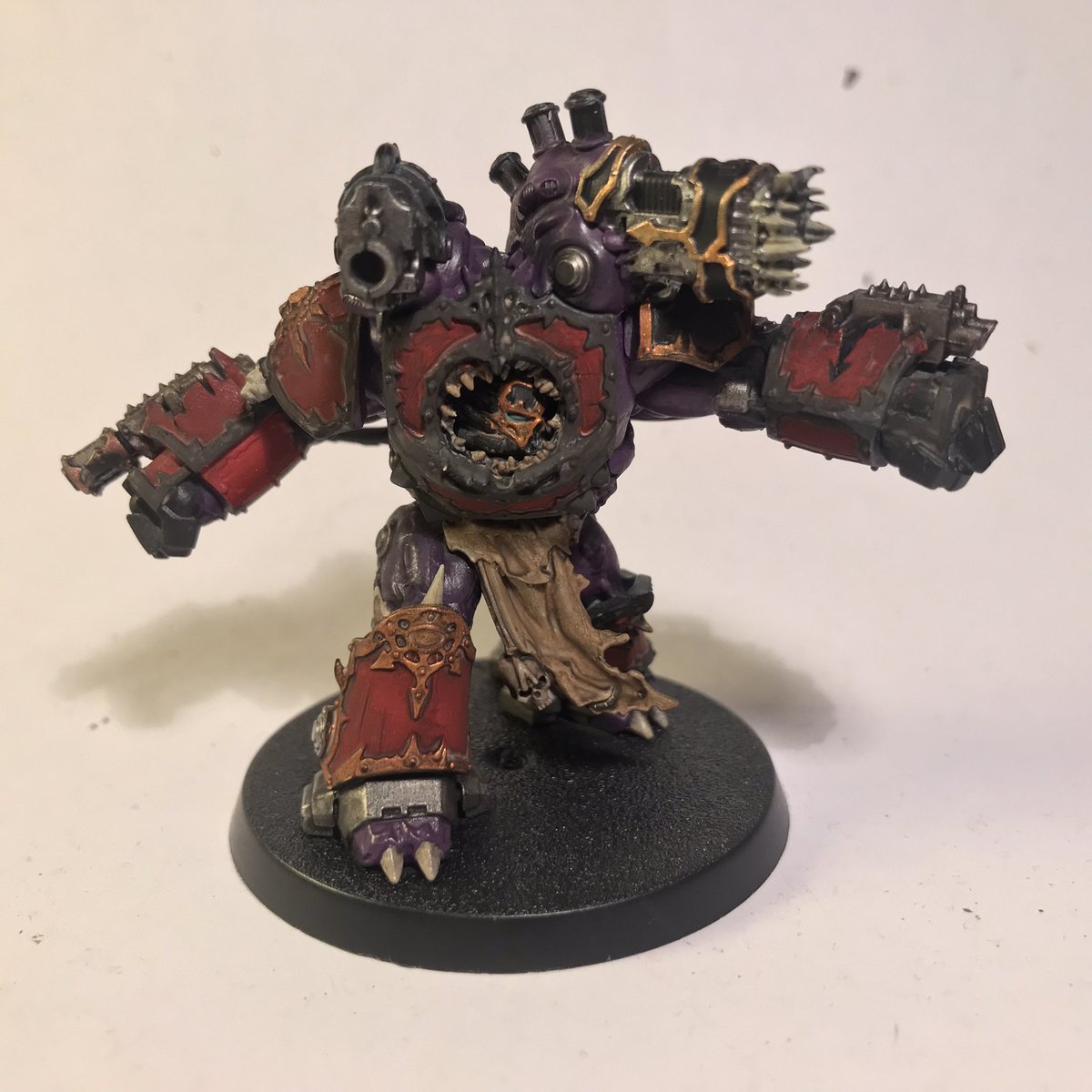 Vulkans_Forge's tweet photo. Been a good day today 😁 finally made a a start on my #HuronBlackheart conversion and almost finished the #Obliterator 😃 Can’t wait for the #HorusHeresy box either 😁 #WarhammerCommunity #PaintingWarhammer #Chaos #DontLoseYourHead #RedCorsairs #SpaceMarine https://t.co/9kzohrsvX5