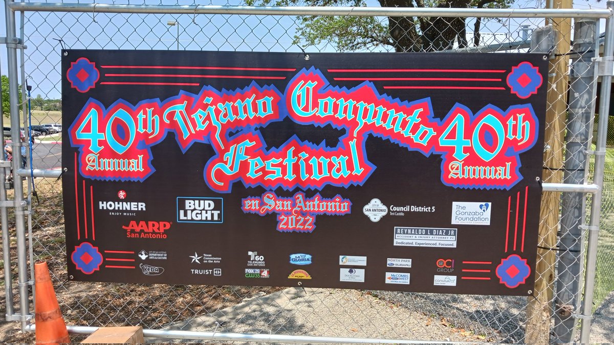 JennTPR's tweet image. What a wonderful day to be out at the Tejano Conjunto Festival 🎤🪗🎶