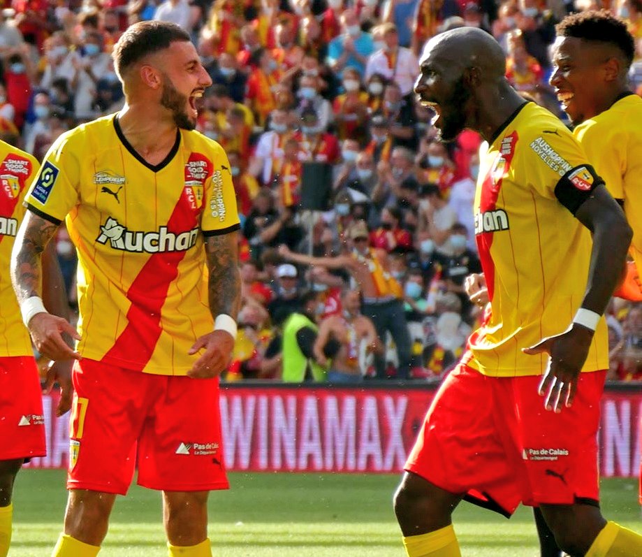 LaMinuteOM_'s tweet photo. 🔴 𝐈𝐍𝐅𝐎 𝐌𝐄𝐑𝐂𝐀𝐓𝐎 

🔄 Seko Fofana est la priorité de Pablo Longoria, ainsi que Jonathan Clauss pour le mercato d'été.
#MercatOM | #TeamOM 

(RMC) https://t.co/uQP7oZ4Rmi