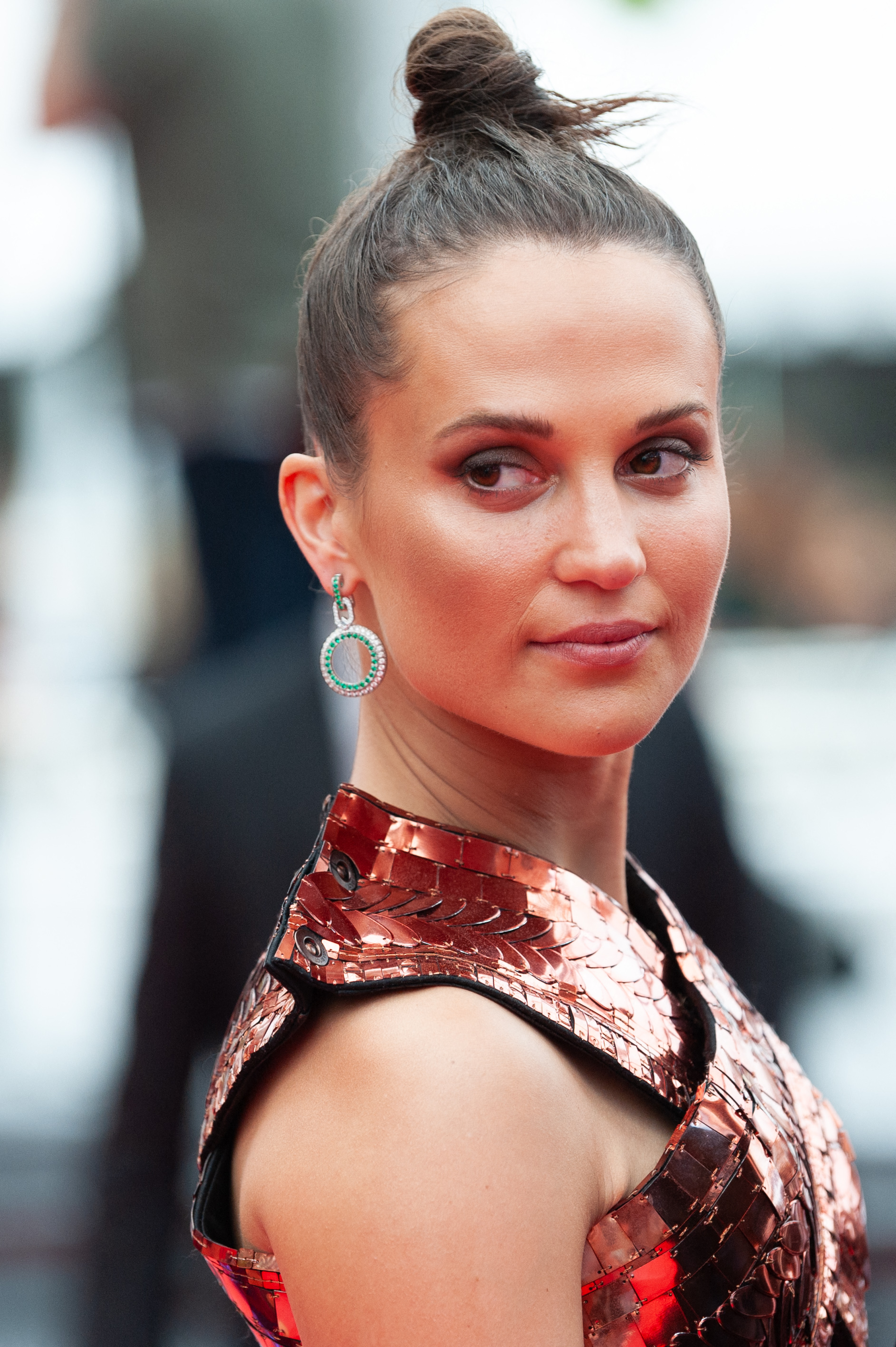 alicia vikander attends the screening of 'holy spider' during the 75th  cannes film festival in cannes, france-220522_25