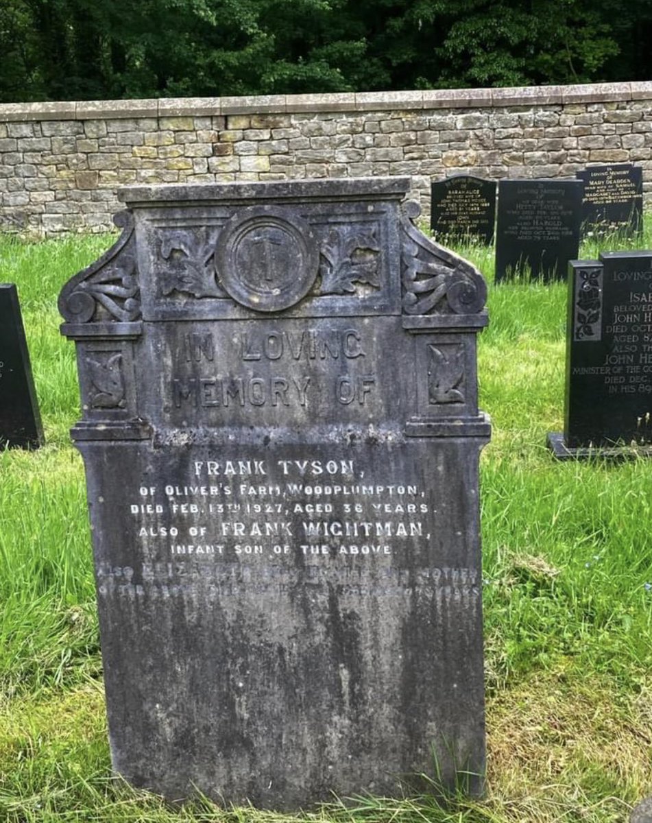 GraveStories's tweet photo. Back to business 🪦 Kirkland Strict Baptist Chapel, Nateby @gardensofsilent @DalryCemetery @ListerLaneCem @LancsRetweet @FORLancashire #graves #graveyard #villagechurch #CemeteryLady #history https://t.co/r1X7ixcFmi