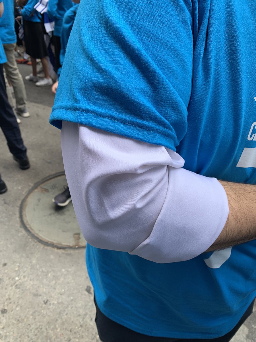 dovemerson's tweet image. Tell me you’re a rebbe without telling me you’re a rebbe 😆
#PopTheCollar #AndTheSleeves
#CelebrateIsraelParade2022
@CelebrateIsrael