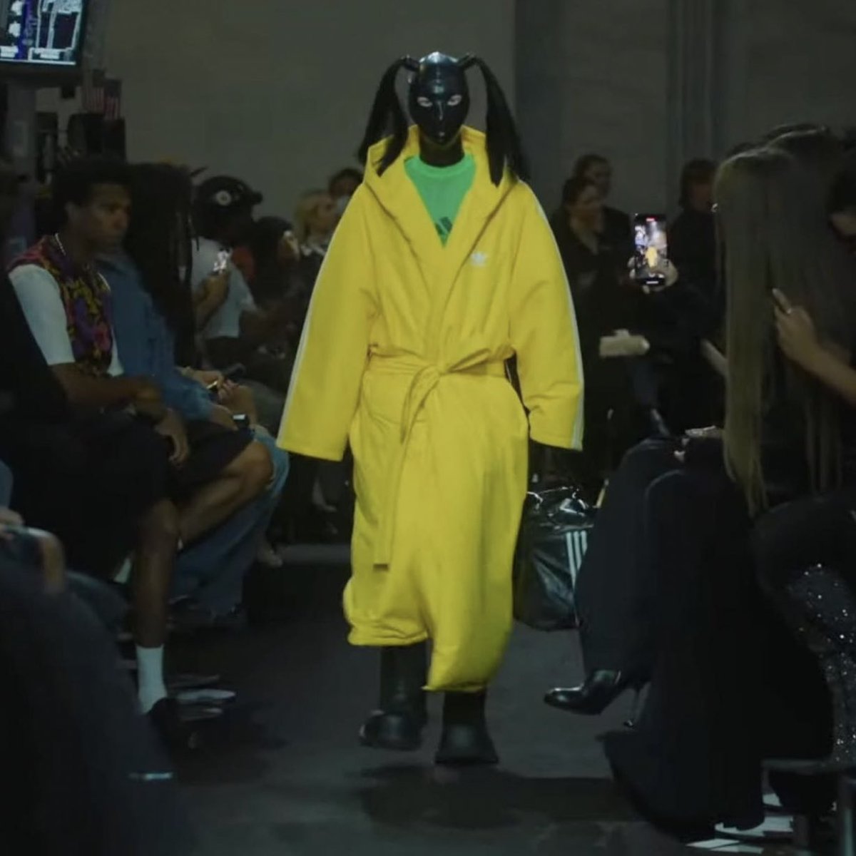 StreetFashion01's tweet photo. Adidas x Balenciaga (2022) https://t.co/hW5OQfldCG