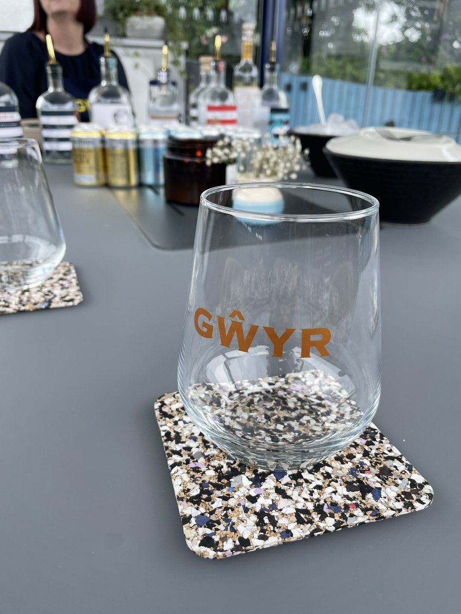 SamLlWilliams's tweet photo. Diolch, Sian @GowerGinCompany for a super afternoon of #gŵyr #gin tasting! Came away with a tasty bottle of #nerthyddraig 🔥 to enjoy over ice! Fabulous local #Welsh company proud of its heritage #Cymreig a #Cymraeg #teachersontour https://t.co/oWhAmYGcaP