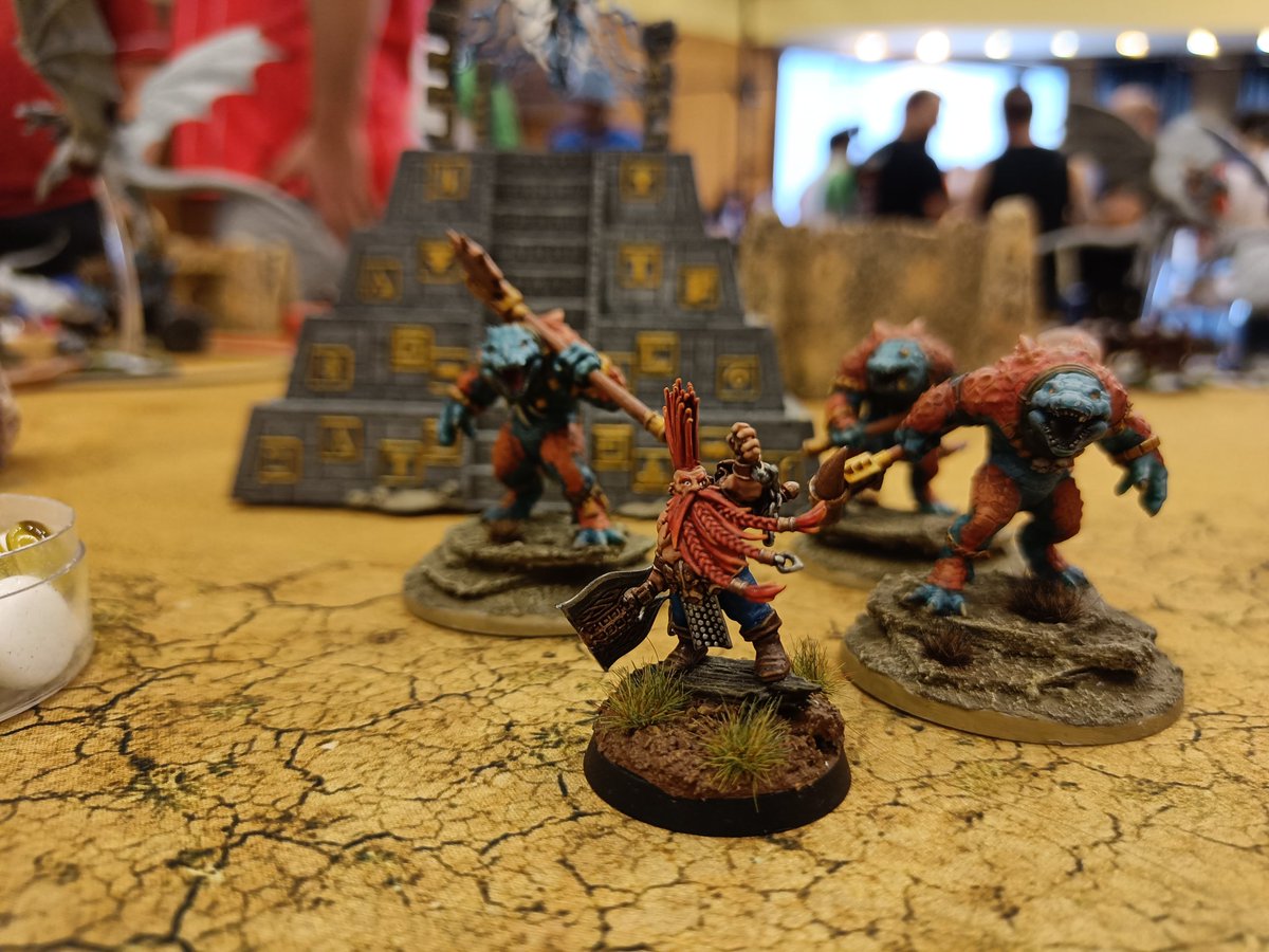Gotrek finally met his doom during the last round of the event.
His final tally:
10 Vindictors
1 Soulscryer
6 Soul reavers
10 Tzaangors
8 Dragon ogors
1 Tzaangor Shaman
5 Enlightened on disk
10 Plaguebearers
1 Scourgerunner Chariot
4 Stormdrake Guard
5 Liberators
5 Judicators