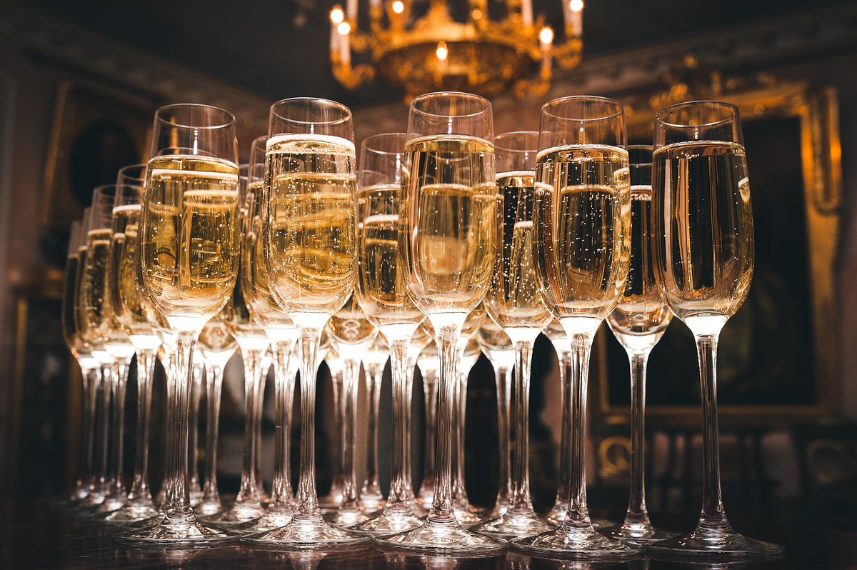 As members of the <a href="/HertsJLD/">HertsJLD</a> our #Berkhamsted junior lawyers will be attending this #PrivateClient &amp; #FamilyLaw drinks reception and skills seminar on 25th May at The Law Society’s Vulliamy Lounge. Do sign up and join them! bit.ly/3MkXNLz
 
#JuniorLawyers #Herts #Law
