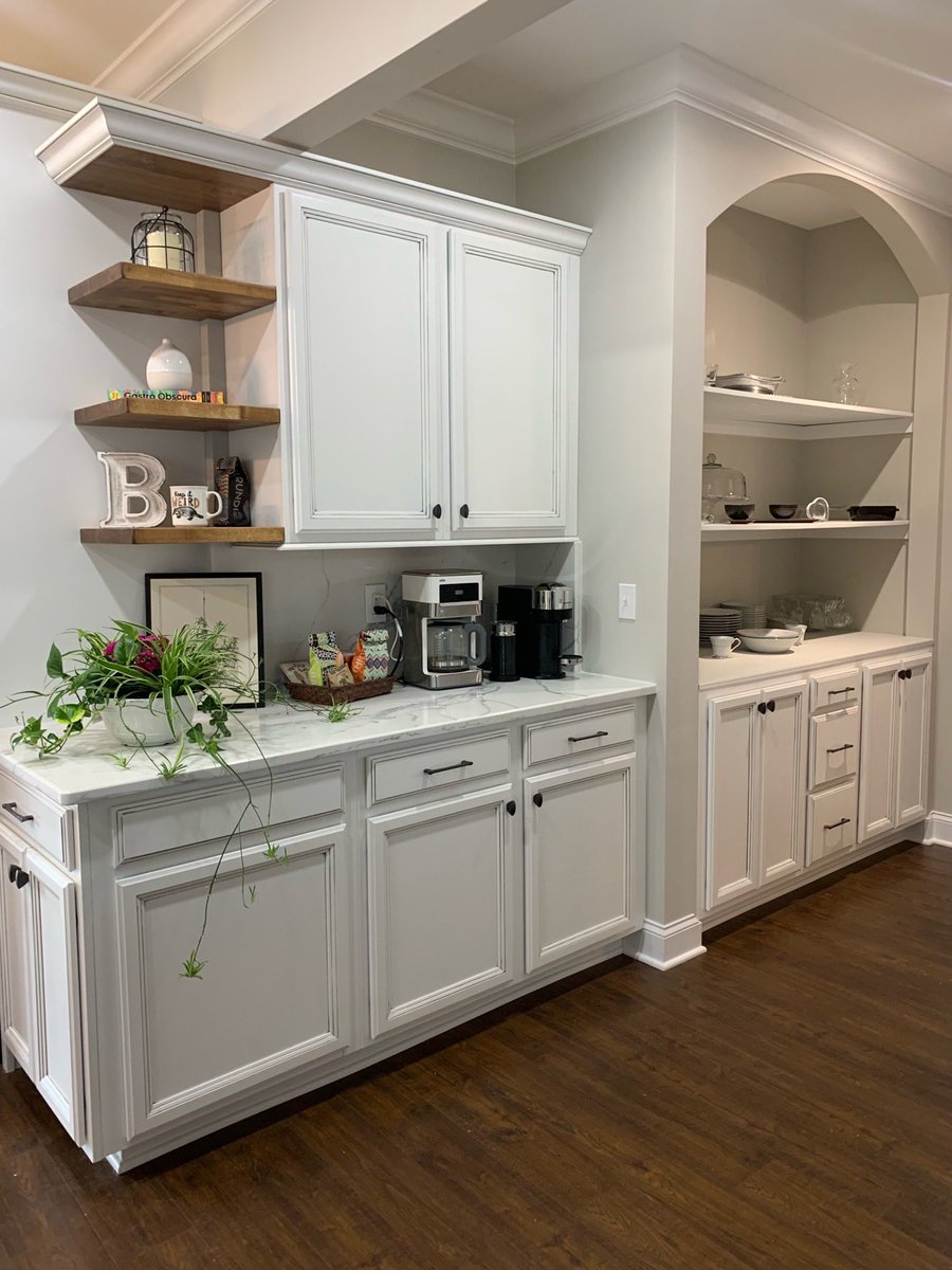 This is how you make an Ashland door look SPECIAL! ❤️