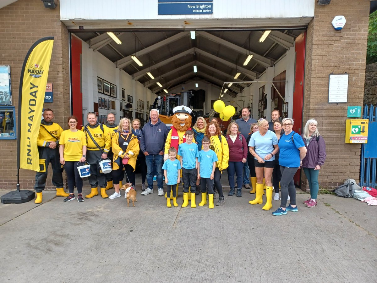 _RedSoph's tweet image. Gorgeous day at Wirral Coastal Walk raising funds for @RNLI #my mayday miles rnli.enthuse.com/pf/wirral-coas…