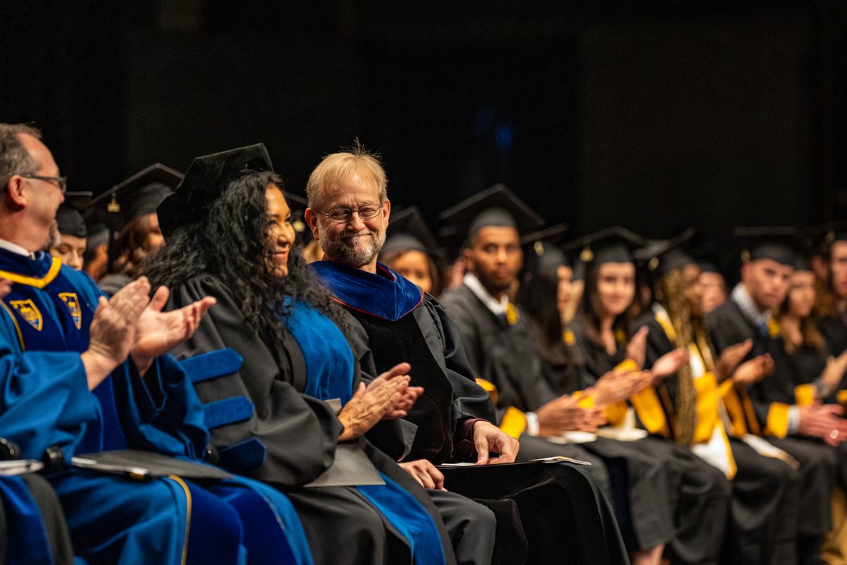CentreC's tweet photo. Commencement 199 was nothing less than what we've come to expect at Centre: extraordinary. 

Congratulations to the Class of 2022! #CentreGrad22 https://t.co/XQoFIJ96WY