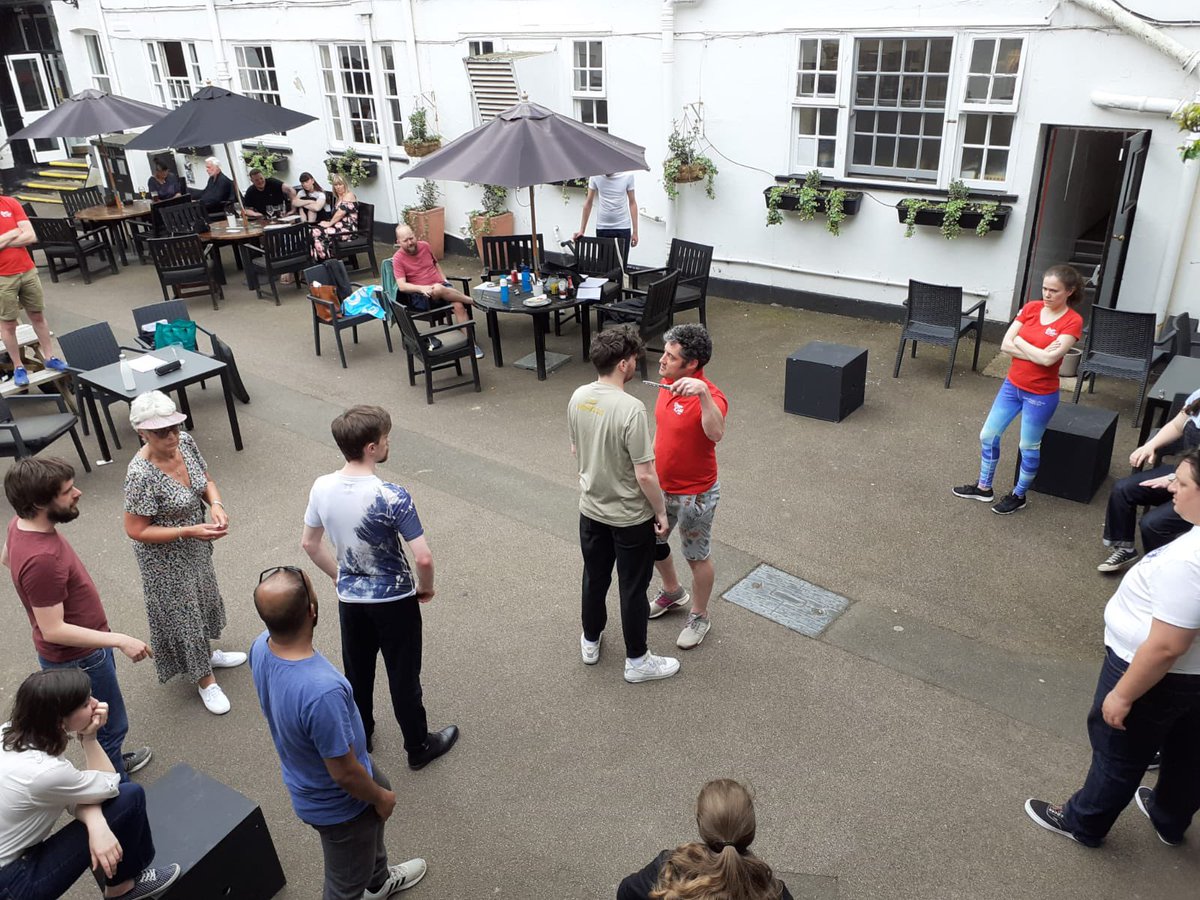 SATG_Huntingdon's tweet photo. There was a rumble going down in the courtyard this afternoon. Thanks to @redlyn68 for the photos.
https://t.co/6f5jMgUwtn
#ShakespeareAtTheGeorge #StageTEXT #Inclusion #OutdoorTheatre #GeorgeHotelHuntingdon #RomeoJuliet #SaTG #SaTGRomeoJuliet #SaTGRJ #TeachTheWorldToListen https://t.co/GeSwQRl0JY