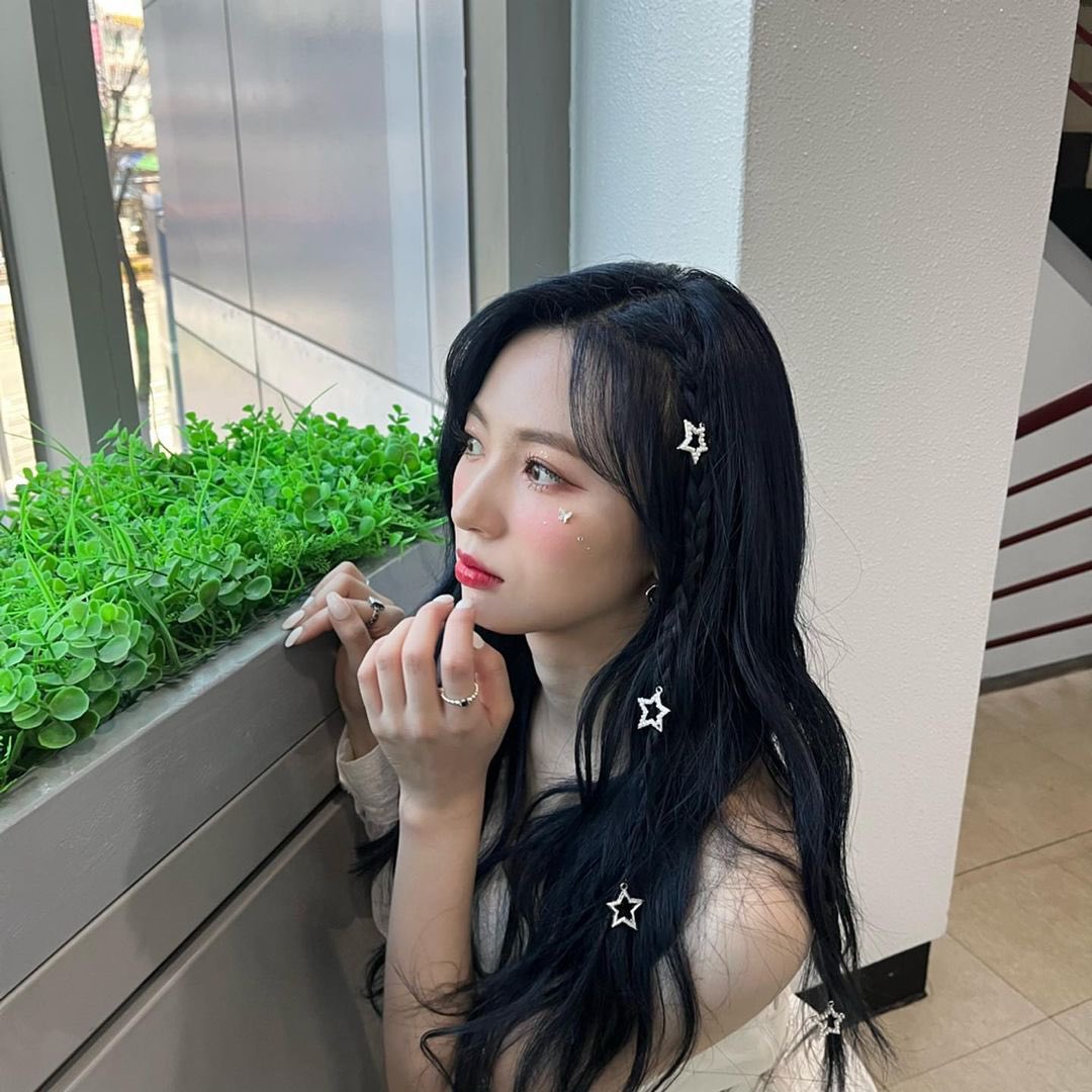 chebulpics's tweet photo. 220522 #JIWON instagram update 

#CherryBullet #지원 #체리블렛 @cherrybullet https://t.co/0h2E6PFu6I