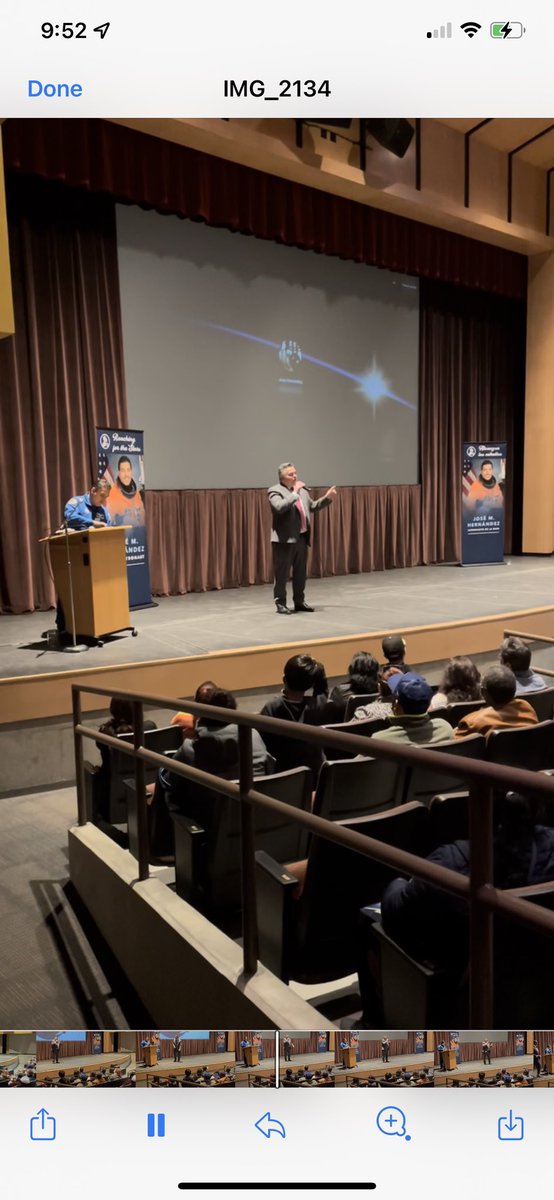 Astro_Jose's tweet image. Great visit to Portland, Oregon where I spoke twice at Roosevelt High  @PPSConnect @Riderconnection. Thank you Superintendent      @Super_GGuerrero who is also from @Stockton_CA! Look forward to start a great collaboration effort with Portland Public Schools! #SeValeSoñarEnGrande