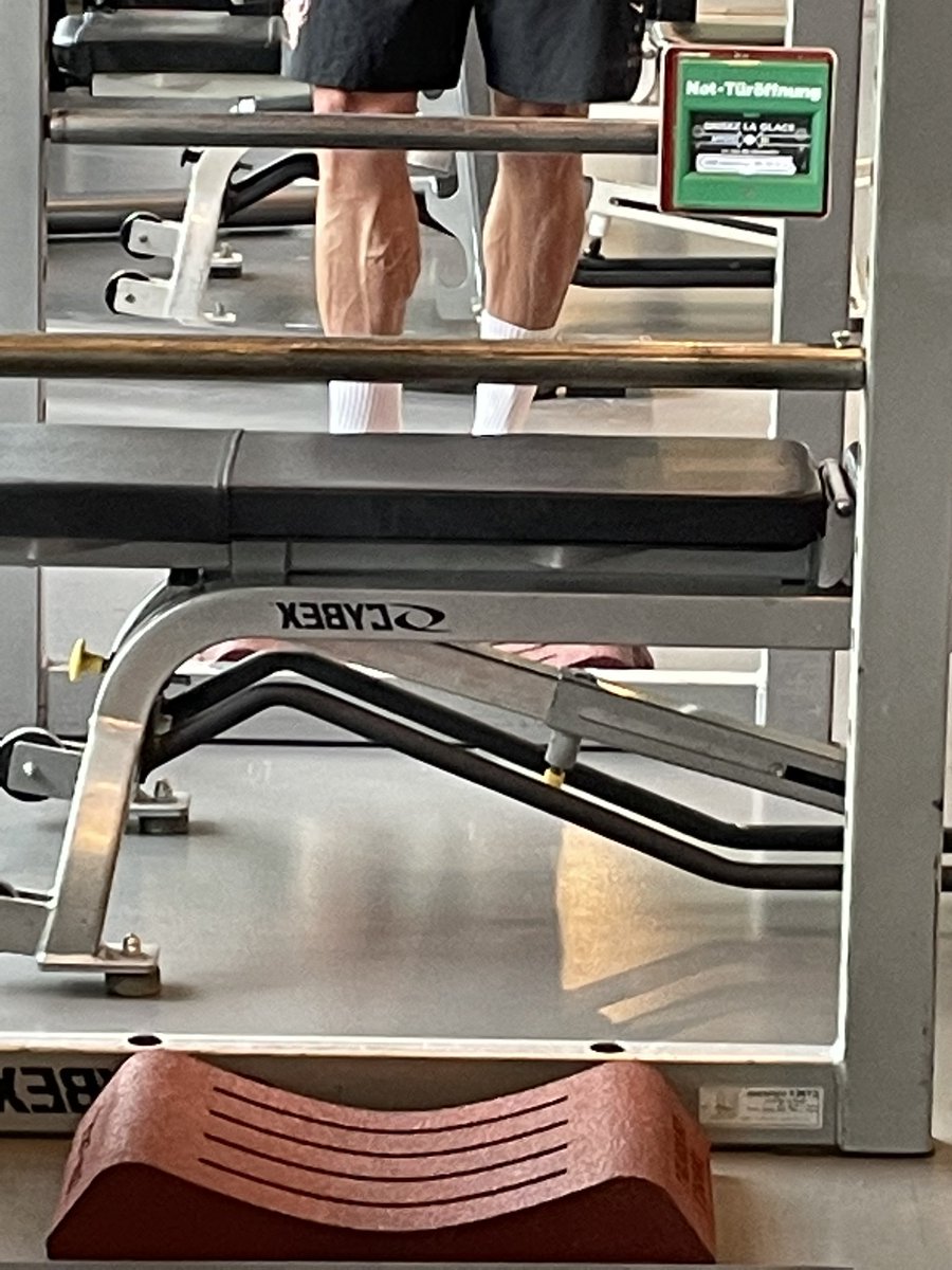 oneFLX's tweet image. Calf days best days