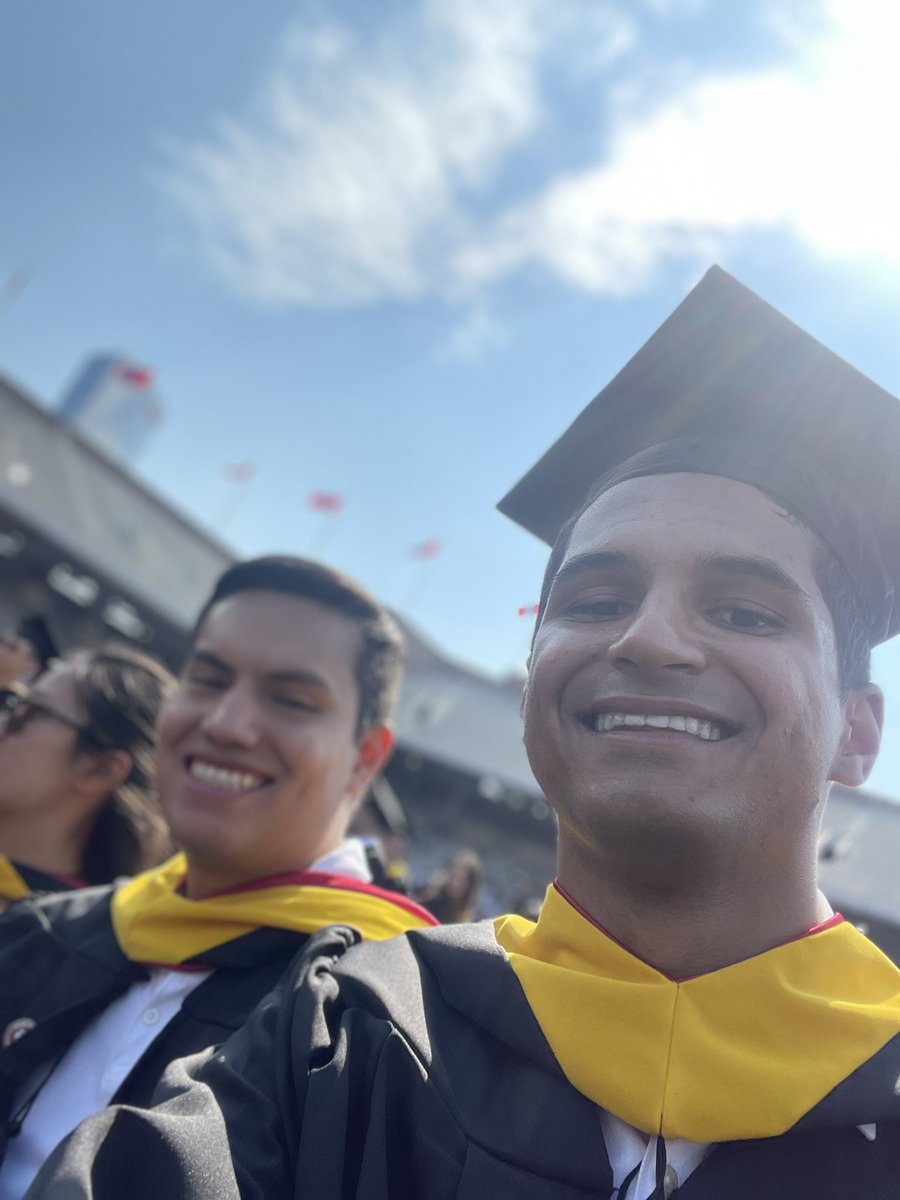 SteveHamelBE's tweet photo. So excited to finally graduate 👨‍🎓, better late than never #penngrad #classof2020 https://t.co/huCvyAqalN