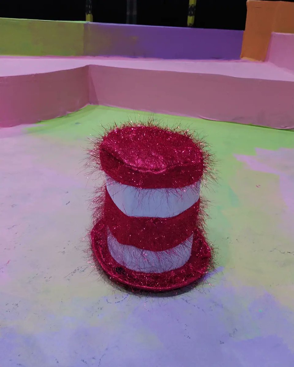 kevinkingii's tweet image. I had a great time playing Seussical! Now I gotta shed for the next gig haha.
.
#catinthehat #seussical #seussicalmusic #oboe #flute #clarinet #saxophone #hatwearingcat #woodwinds #woodwindpit #pitmusician #musical #talented #gigs