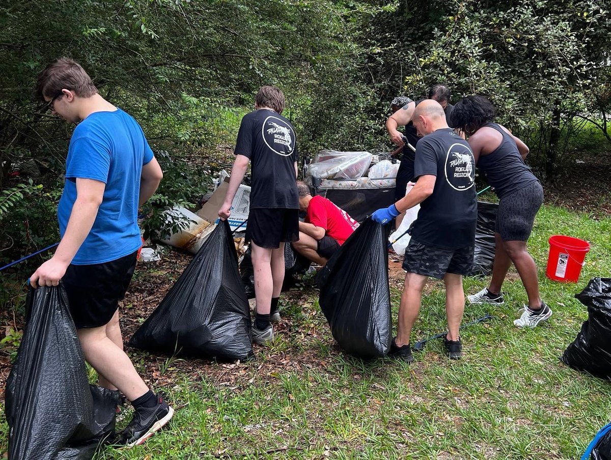 F3Tallahassee's tweet photo. The “Go Rogue for Clean Roads” quarterly road cleanup project was a great success yesterday. Thanks to all the HIMs and their 2.0s for making it happen. #F3Tallahassee #3rdF @F3Nation https://t.co/8HSEBmIXPj