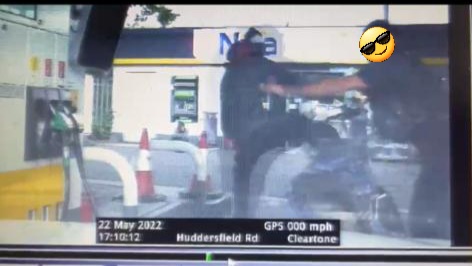 gmptraffic's tweet photo. #XT44 spotted a group of off-road bikers who immediately made off in #Oldham. One wasn't quick enough out of the blocks and was detained by the officer. Found in possession of drugs, a knife and a knuckleduster. Off to custody now and bike #seized. https://t.co/BY5c2T1cJD