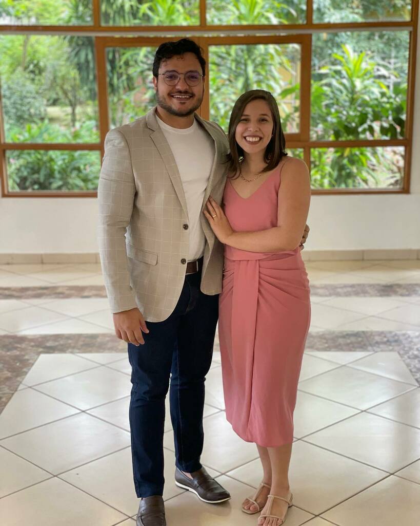 SilvaSardes's tweet photo. Bodas de algodão!! 💍 

Te amo e me apaixono mais por você todo dia! 

A melhor benção e o meu melhor presente é poder usufruir da sua companhia todo dia. Como amo rir com você, de você e quanto você ri de mim. Hahahaha nossa vida é a melhor aventura … https://t.co/K99pOVUk0q https://t.co/9T3Ox6F0hW