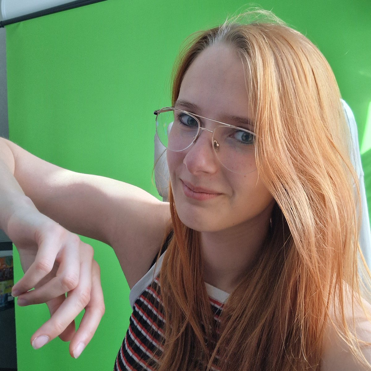 NinaTheSup's tweet photo. 💜Jetzt Live auf Twitch💜
Elden Ring time.
Es geht weiter auf dem Drachenhügel und nein es gibt nicht einen Drachen sondern gleich 2 auf einmal ....
https://t.co/drB4VKgUss
#gaming #celebration #gamergirl #twitch #new #PS5
#hype #openin
#eldenring @TwitchDE @TwitchSupport https://t.co/a8gNPE6XkR
