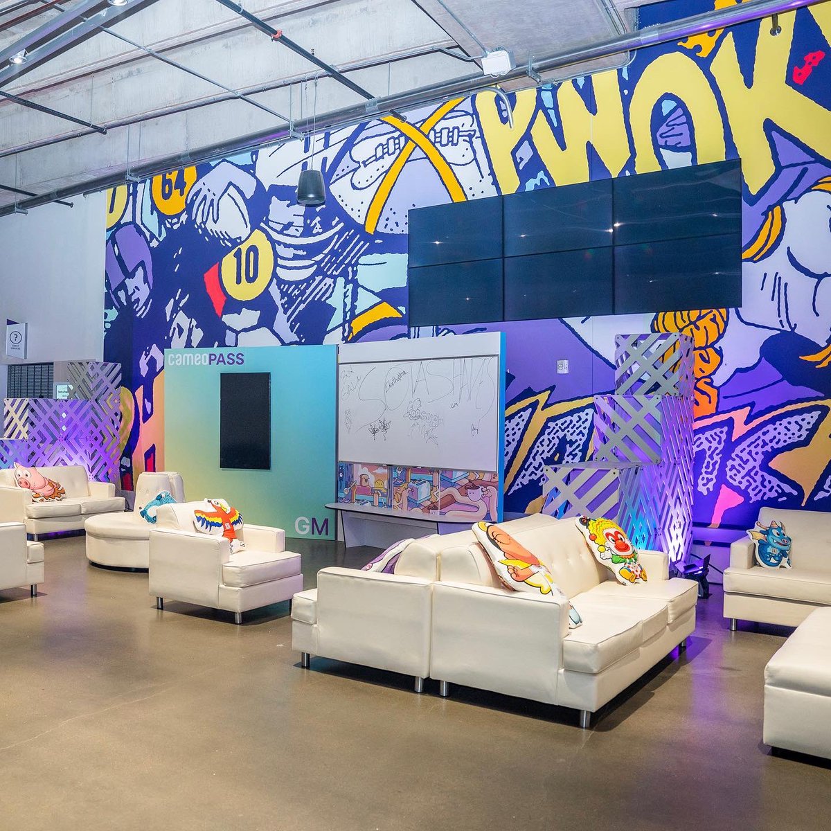 Have you checked out the <a href="/CAMEOPASS/">Cameo Pass</a> Chill Out Zone with your fellow VeeFriends and Passtronauts (if you're a Cameo Pass holder). Located on the South Concourse and open until 3PM today.
#Partner