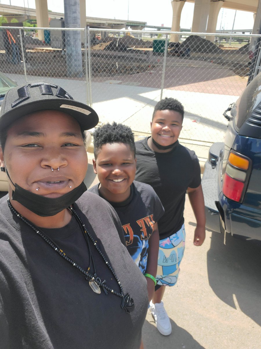 dat_stud25's tweet image. #USFL