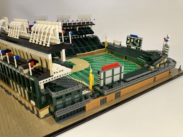 Wrigley Field made of Legos. Over 9,000 pieces custom built by @CooperHolmberg