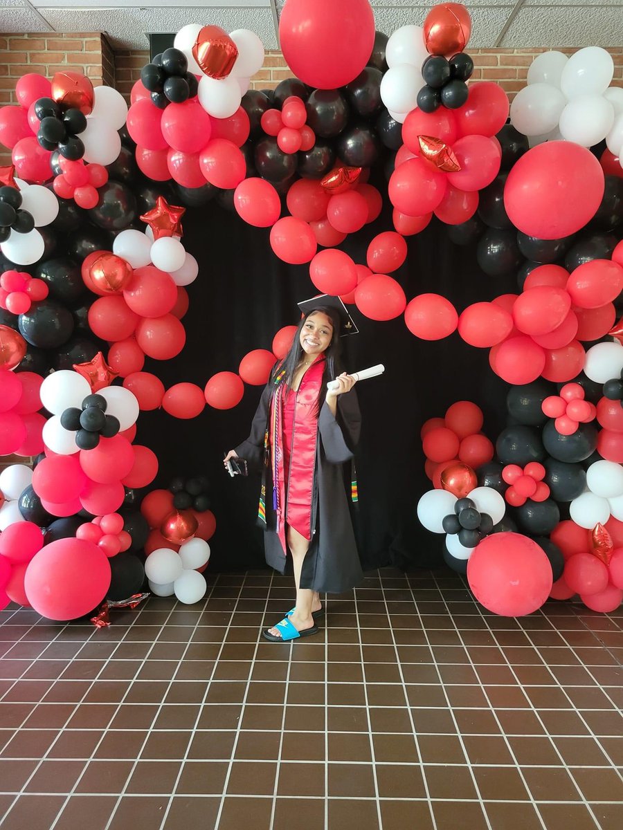 FSU_Visions's tweet photo. Congratulations to our former board members @LeyendaRob_ @RawwwAntt and Destiny on graduating this semester‼️ We are very proud of you, and we wish you much success in the future‼️ 🎓🎉😎🏆🙏🏼 https://t.co/YFe3tUTbA5