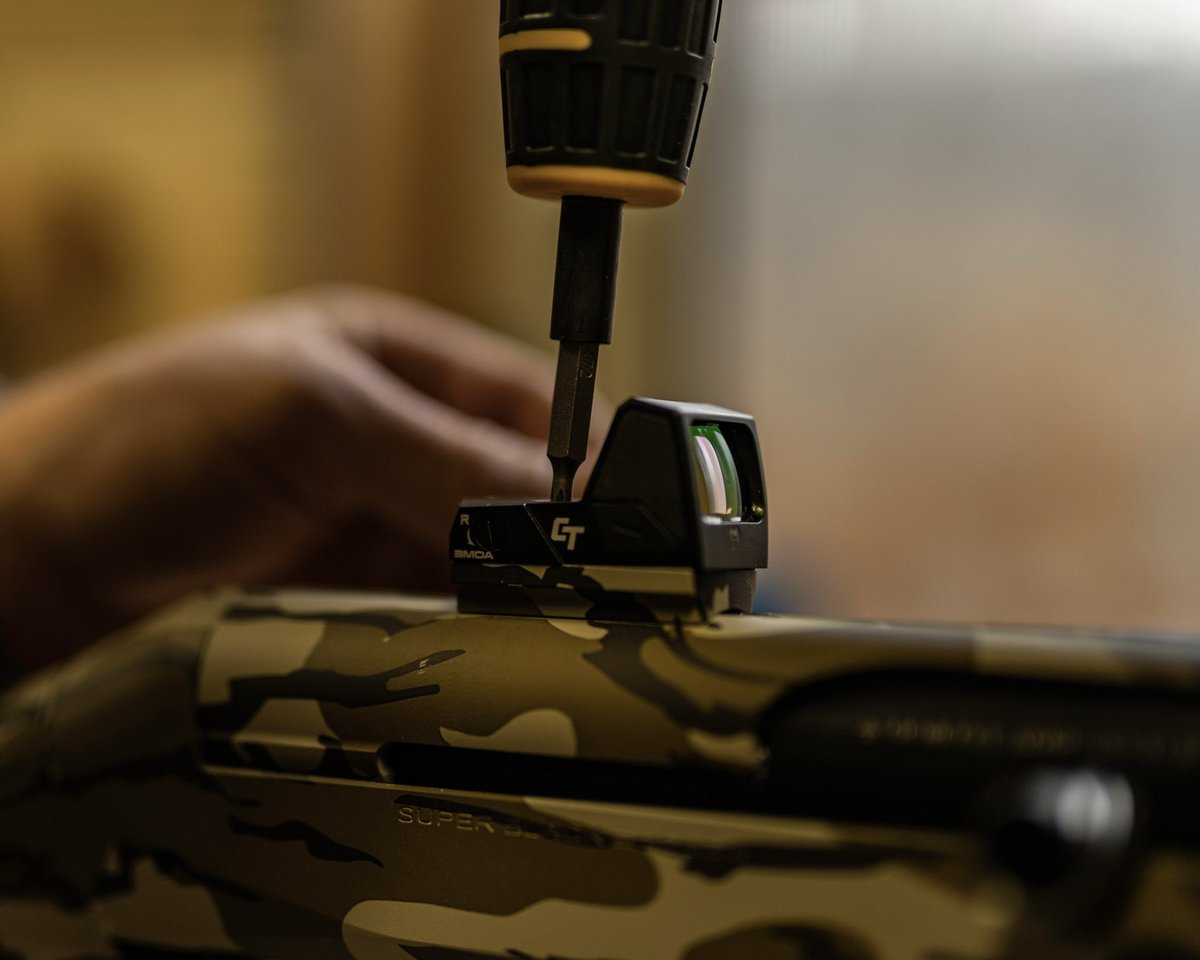 Today we're covering our RAD Optic footprints and how to mount them! ⬇️
-
The CT RAD &amp; CT RAD Pro are compatible with the Docter footprints  
The RAD Micro &amp; Pro are compatible with the Shield RMS and JPoint footprints
The RAD MAX Pro is mounted to M1913 Picatinny!