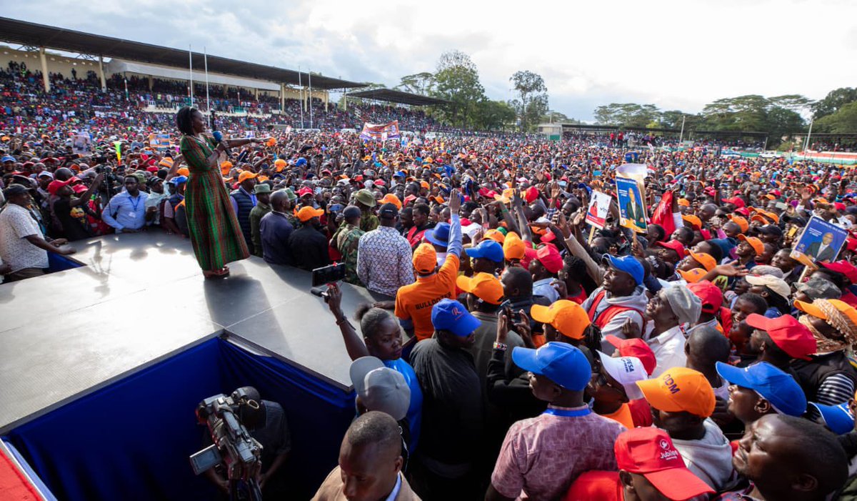 MarthaKarua's tweet photo. A great Sunday it was, spending time with the people of Narok. Asante sana for the warm reception. 

We are uniting all Kenyans under the umbrella of Azimio. A coalition who is determined to fulfill the promise of a socially and economically just Kenya. 

#Inawezekana https://t.co/nbXJpjw2k8