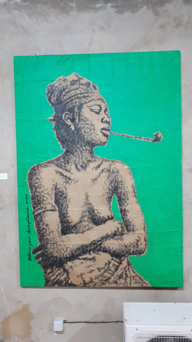 greenvegana's tweet photo. Ma 1ere expo de la @Dak_Artbiennale, chez mon ami Richard Cousinard de la galerie Mémoires Africaines à Saly.
Le fil d'Arianne, par l'artiste aux multiples facettes @nampemanla.
Incroyable voyage dans un lieu insolite. A voir absolument.
#Biennale2022 #Dakarts #Kebetu https://t.co/WKBhHKvAr5