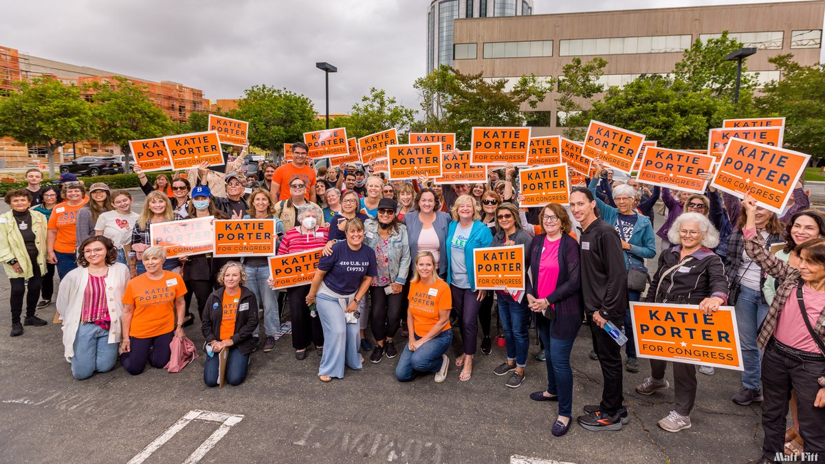 isabelsong's tweet photo. Thank you to all the #TeamPorter volunteers for joining us yesterday! We knocked on so many doors and talked to a LOT of voters with your help. It was so great to see all of you and feel the excitement for @katieporteroc! #PorterSupporters
📸 by the incredible @Matt_Fitt https://t.co/N4puMdnPtt