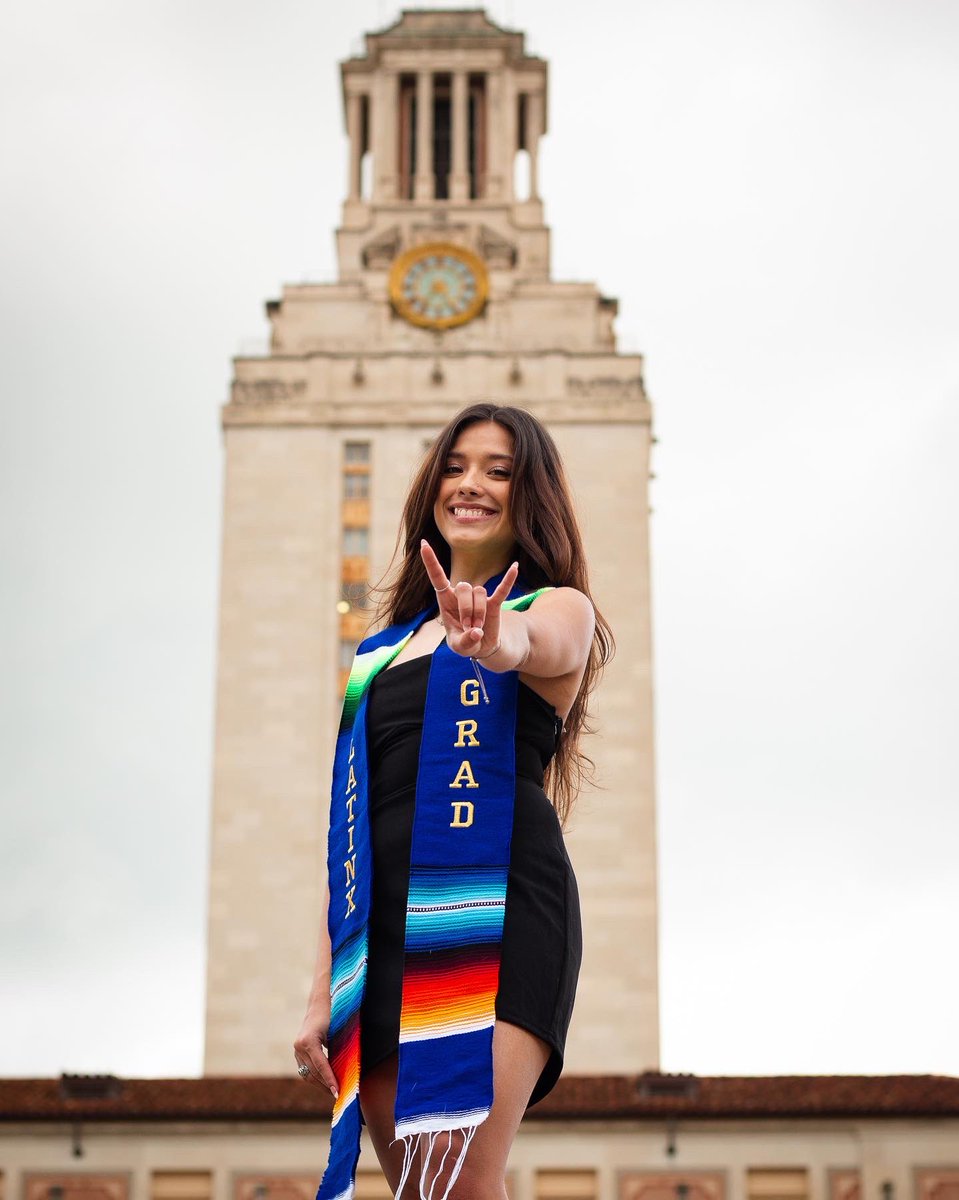 fezaray's tweet photo. a whole degree hotter #ut22 https://t.co/7dojPGJZLm
