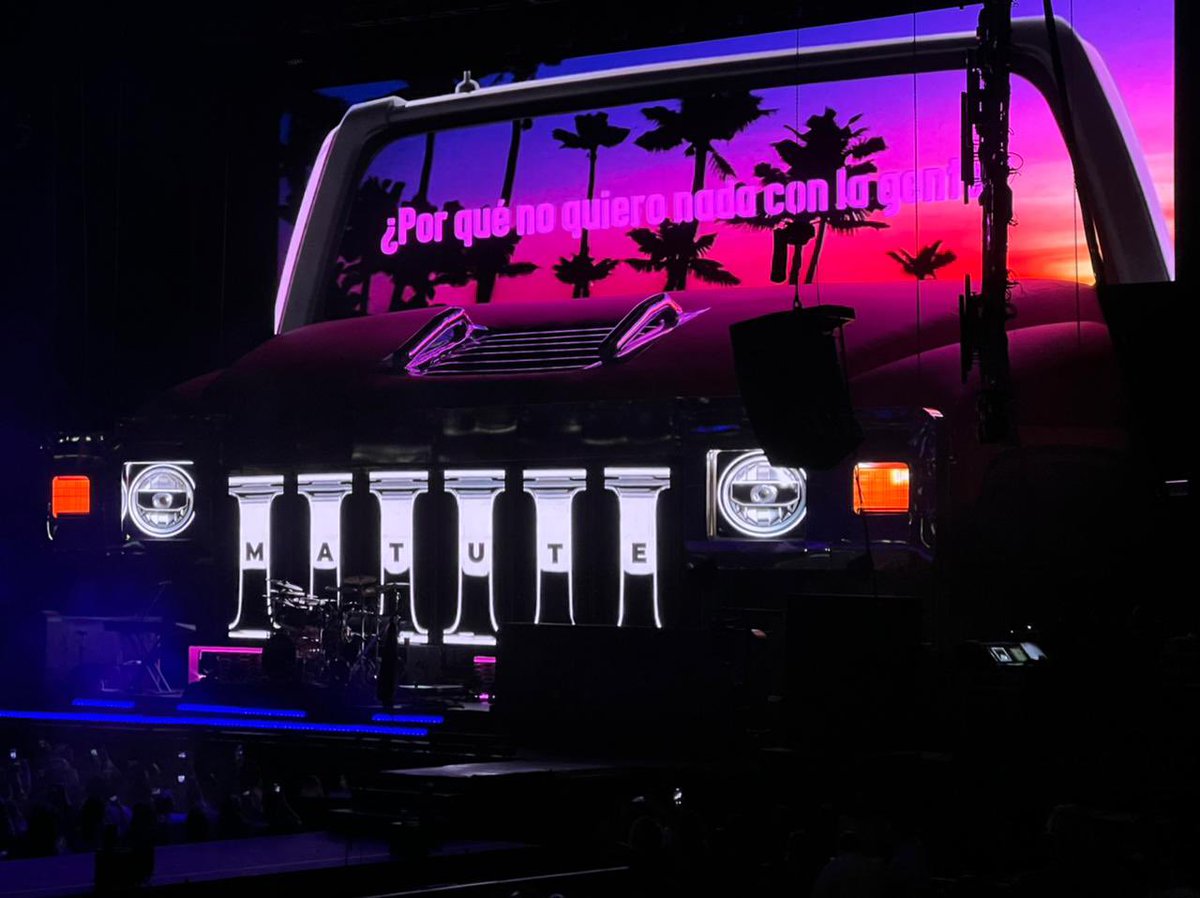 Feliz XV aniversario <a href="/MATUTEmx/">Matute Oficial</a> como siempre un espectáculo increíble y lleno de buena vibra!!! Gracias por la invitación <a href="/yosoyppsanchez/">Pepe Sánchez</a>, un honor escucharlos. Abrazo fuerte amigo y vecino. Saludos a toda la banda. ✌🏼