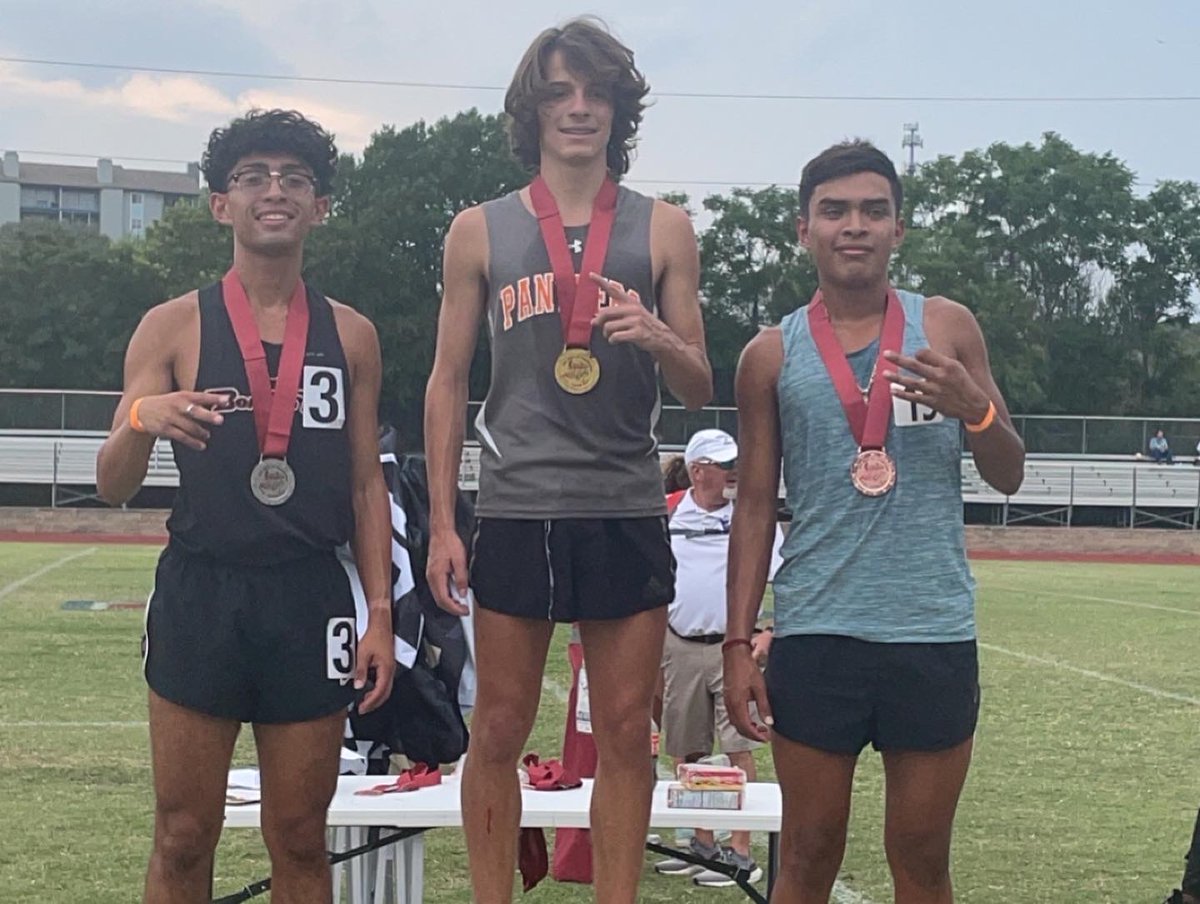 Last night, <a href="/Jxnthn1/">jonathan🐉</a> finished his high school track &amp; field career by competing in the 1600m run at the <a href="/TTFCA/">TTFCA</a> Meet of Champions. Jonathan was outstanding, finishing in second place with a time of 4:14.22, PR'ing and breaking his own school record in the event.