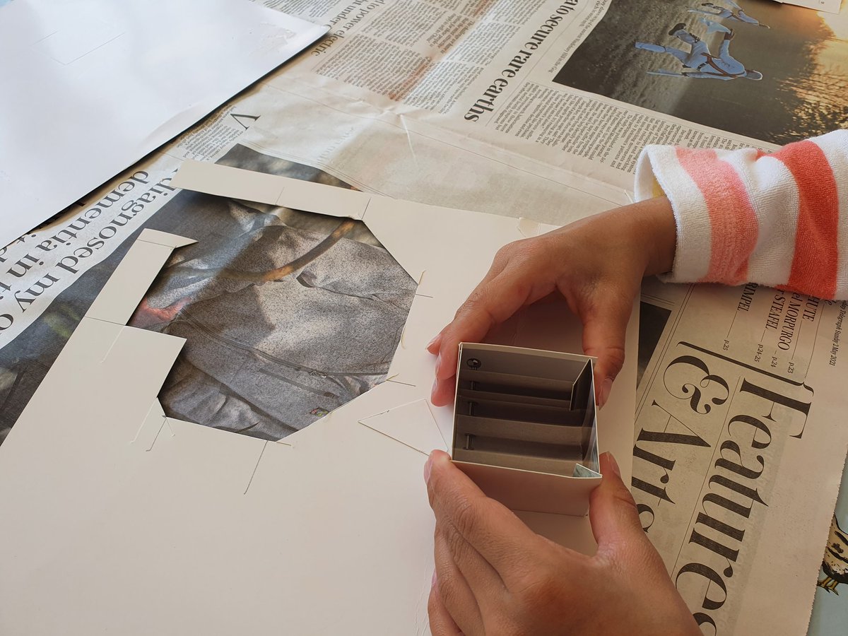 pennytilmouth24's tweet image. When you suddenly realise that &quot;Transport&quot; topic homework is due tomorrow! Should have been a Blue Peter presenter! How did you spend your Sunday?! #workingmum #dreadtopichomework #lastminutehomework #almostdiditallherself !!