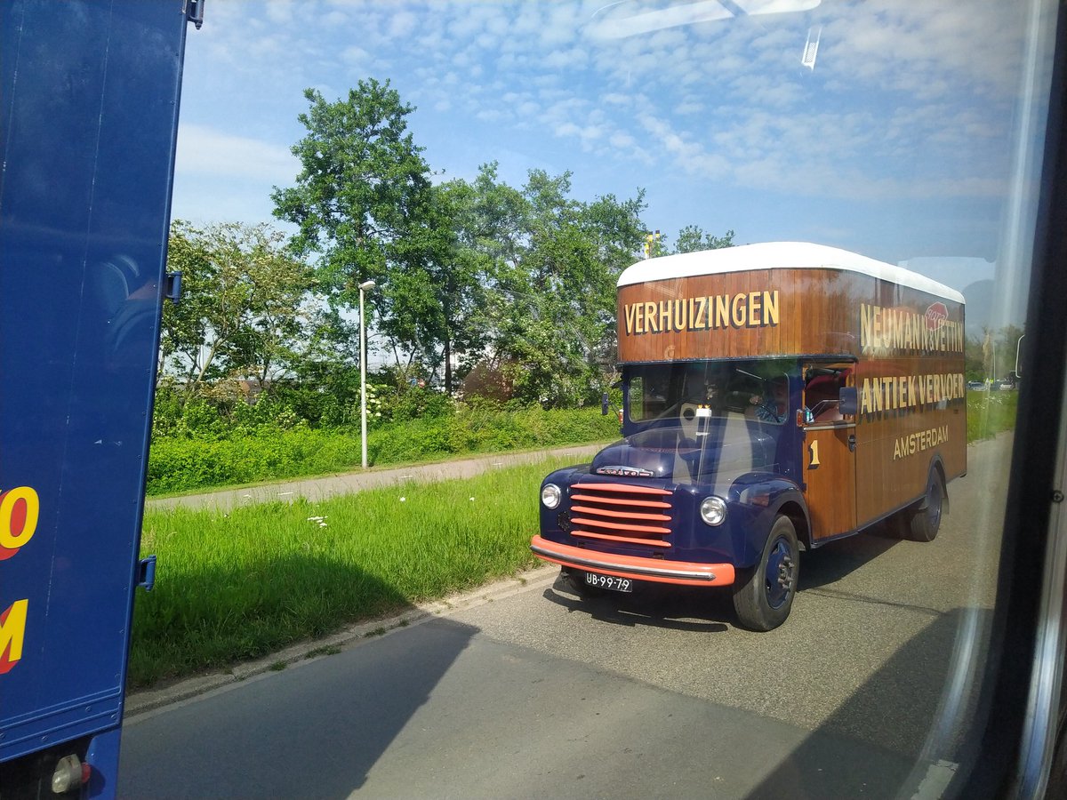 dzjr74's tweet photo. Trucks bij #dis22 @Dordtinstoom https://t.co/D2iLyf8WNK