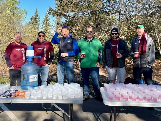 Felt great to be back at our usual spot to hand out water for the 2022 Woodys Marathon after a three year hiatus! Congratulations to all the runners who took part this year!

#WoodysMarathon #RedDeer #YQF #Alberta
