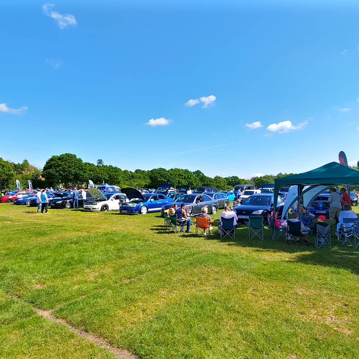 AaronSadlerUK's tweet photo. Great day at #SimplyFord with @ST220ENTHUSIAST
#st220 #ford #st220enthusiasts https://t.co/6qO5pm8I6y