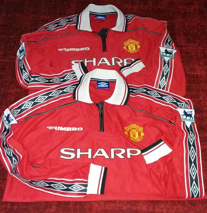 BamBeckham's tweet photo. The only Treble Shirt has been named. @ManUtd #MUFC @premierleague #MiniTrafford #JcCollector🇲🇾 #MatchIssued https://t.co/8wWskyurGX