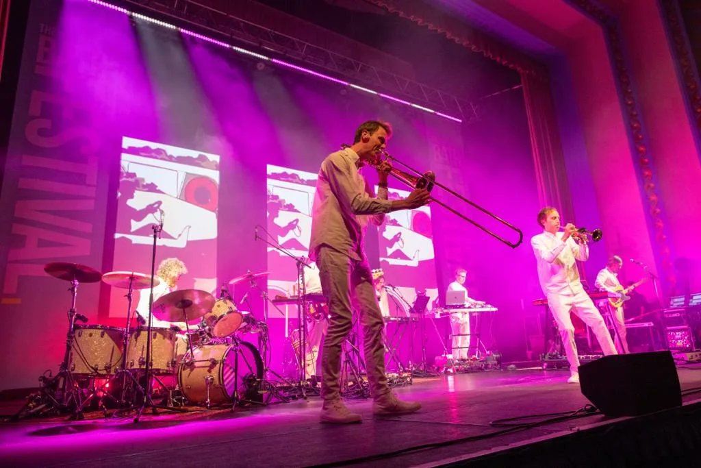 BathLitFest's tweet photo. 🎊 What a way to end the festival!!!

🎶 @PSB_HQ gave us the most spectacular show! Both visually impressive and musically astounding! 

#TheBathFestival #FestivalFeeling #Gig #Music #LiveEventsAreBack https://t.co/aDvORsNEeU