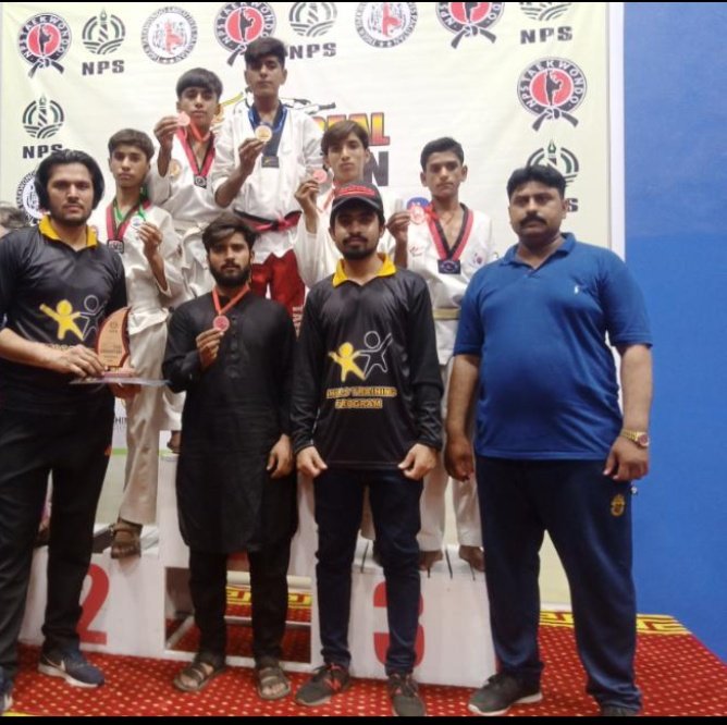 Gulshan16823464's tweet photo. Seven Medals ماشاءالله 😍proud moment♥️♥️need your more support guyz through donation. Thanks to all donners for cooperation😍 #SkillTrainingProgram https://t.co/TJPb640Gtd