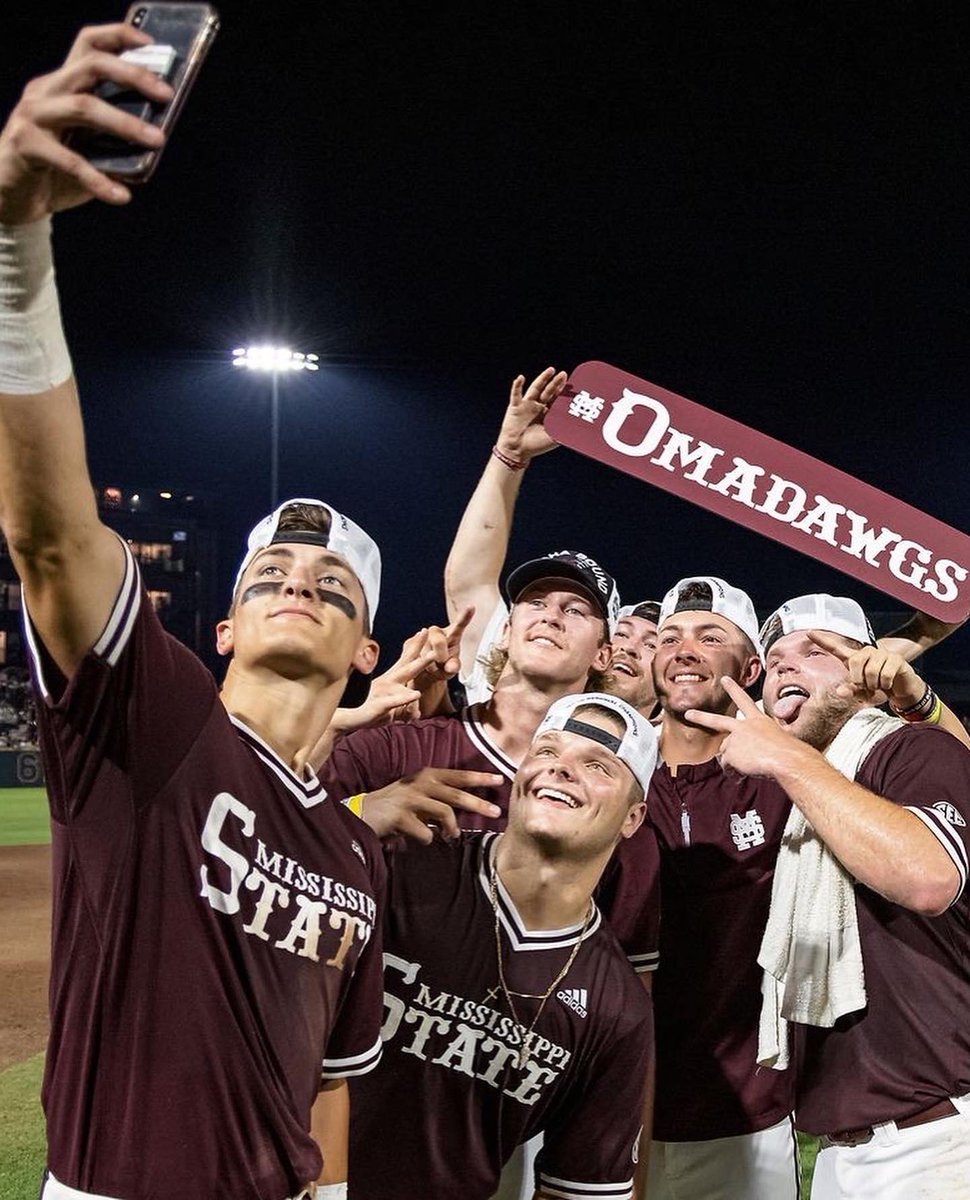 19LoTan's tweet photo. Hail State forever. 🤎 https://t.co/rDlJ0W6FJE
