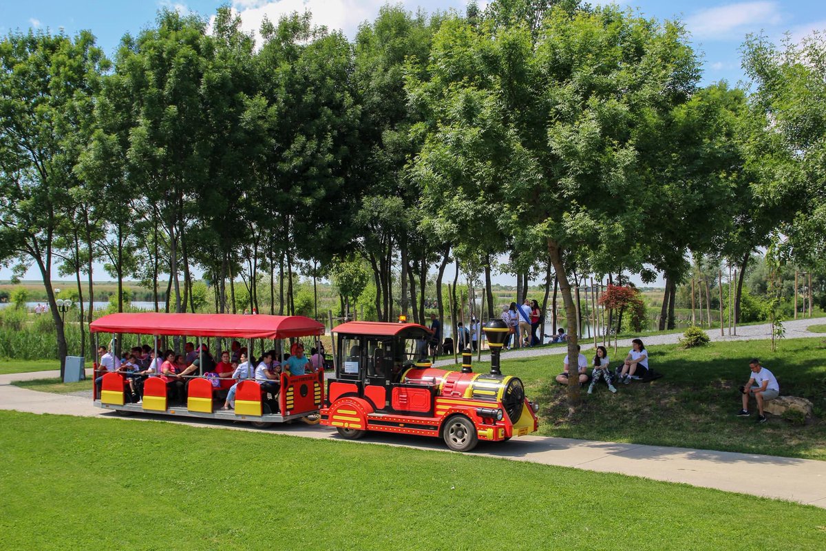 Travel_2Romania's tweet photo. Parcul de Aventură Comana 🤗
Un loc superb 🎀
Imaginile vorbesc de la sine 📸
#Comana este satul de reședință al comunei cu același nume din județul #Giurgiu , #România
Distanța dintre Bucuresti si Comana = 37,8 km
📸Bucharest
#DiscoverRomania https://t.co/9thbtG2BR0