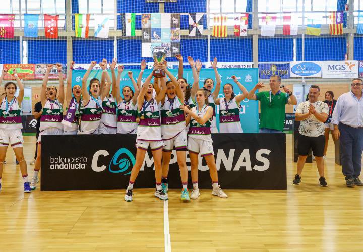 CanteraUnicajaC's tweet photo. 🥇 ¡Grandes nuestras infantiles en el #CADEBA22!🔝

💚💜 #UnicajaJuntas @FundUnicaja @UnicajaBanco @FAB_Andaluza https://t.co/Tioja2jdq0