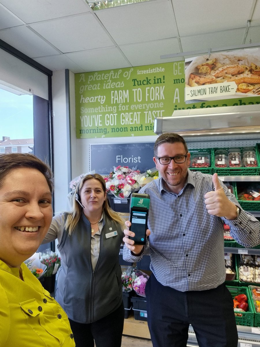 WildeLucy1's tweet photo. Great to spend the weekend with @KristianBlount  looking at @Deliveroo in our @coopuk stores! @FosseyChristie @C1____conway @HawVicky https://t.co/4zVlQk23QJ