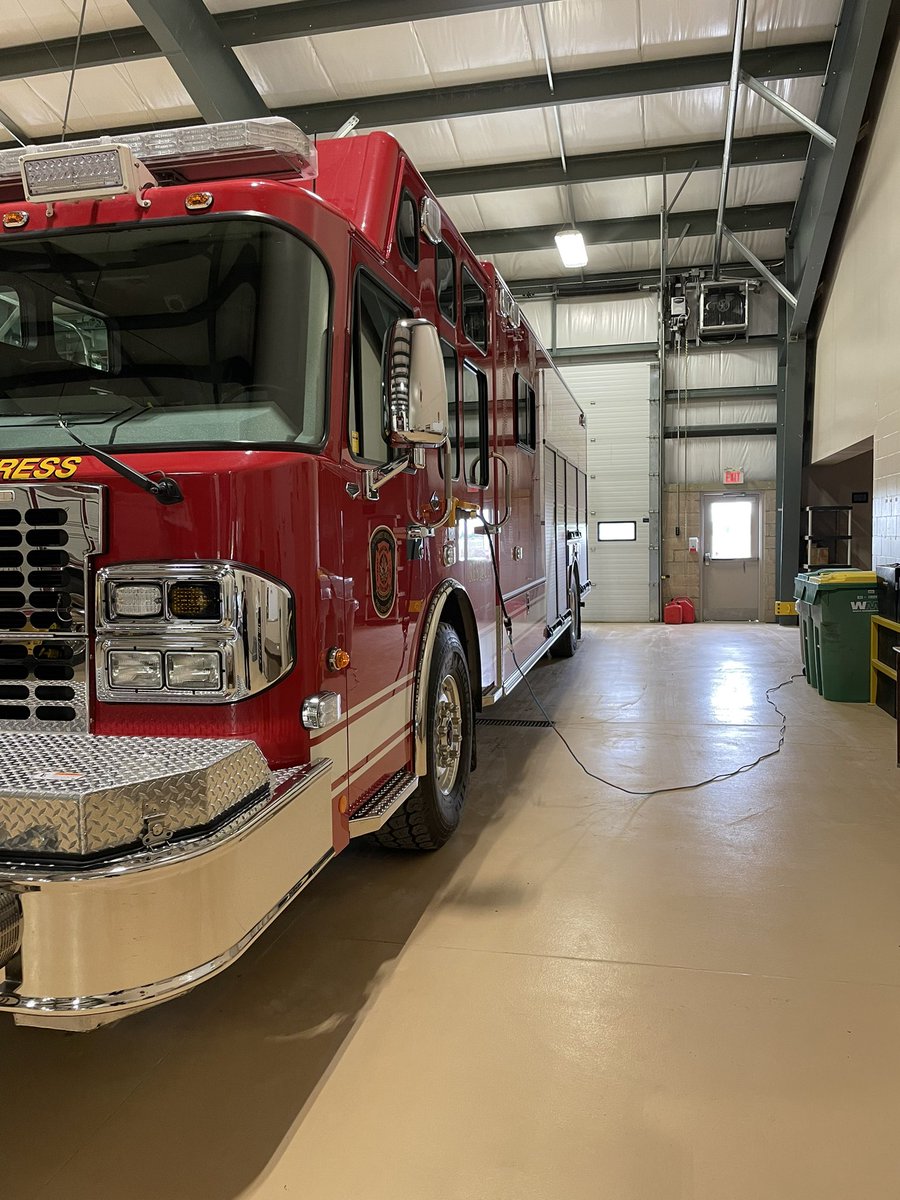 Dave McEachren (@deeredave) on Twitter photo Power still out? Need to charge your phone or essential device? If you’re in Southwest Middlesex, the Glencoe Fire Station is open for your charging needs from 1:00pm - 8:00pm today. Please park behind the station and enter through rear door. <a href="/SWMFireDept/">Southwest Middlesex Fire</a> Power still out? Need to charge your phone or essential device? If you’re in Southwest Middlesex, the Glencoe Fire Station is open for your charging needs from 1:00pm - 8:00pm today. Please park behind the station and enter through rear door. <a href="/SWMFireDept/">Southwest Middlesex Fire</a>