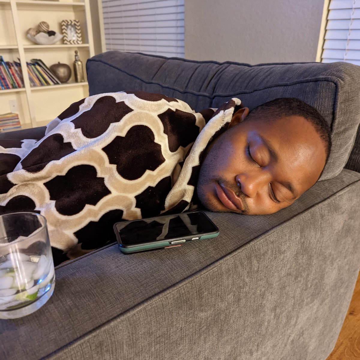 ajwade's tweet image. This is what it looks like when you have been putting in the work to get to where you want to go.
I am not tired 😂. Sheeiiiittttt
#tech 
#techdad 
#Entrepreneurship 
#BlackTechTwitter 
#work