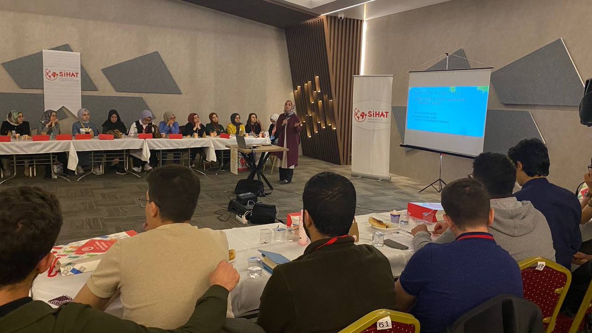 SduSihat's tweet photo. 14.05.2022
Sözün Özü: İyilik Çalıştayı "İyilik egemen oluncaya dek!" @__sihat @rteusihat @ulusihat @sakaryasihat @Deusihat @KafkasSihat @ksbusihat @baibusihat @eru_sihat @inonusihat @havvasula @sevdenintvitiri https://t.co/NeyCNrkVwZ